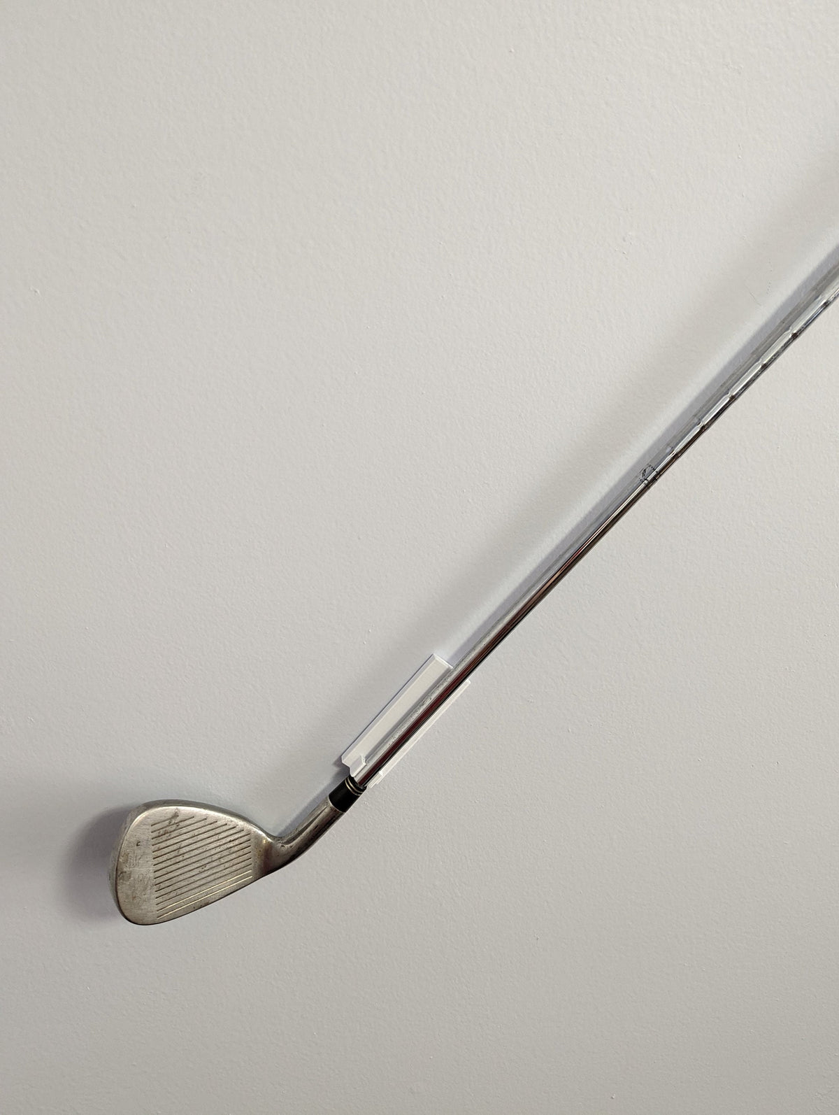 Wall Mounted Golf Club Holder for Drivers and Irons
