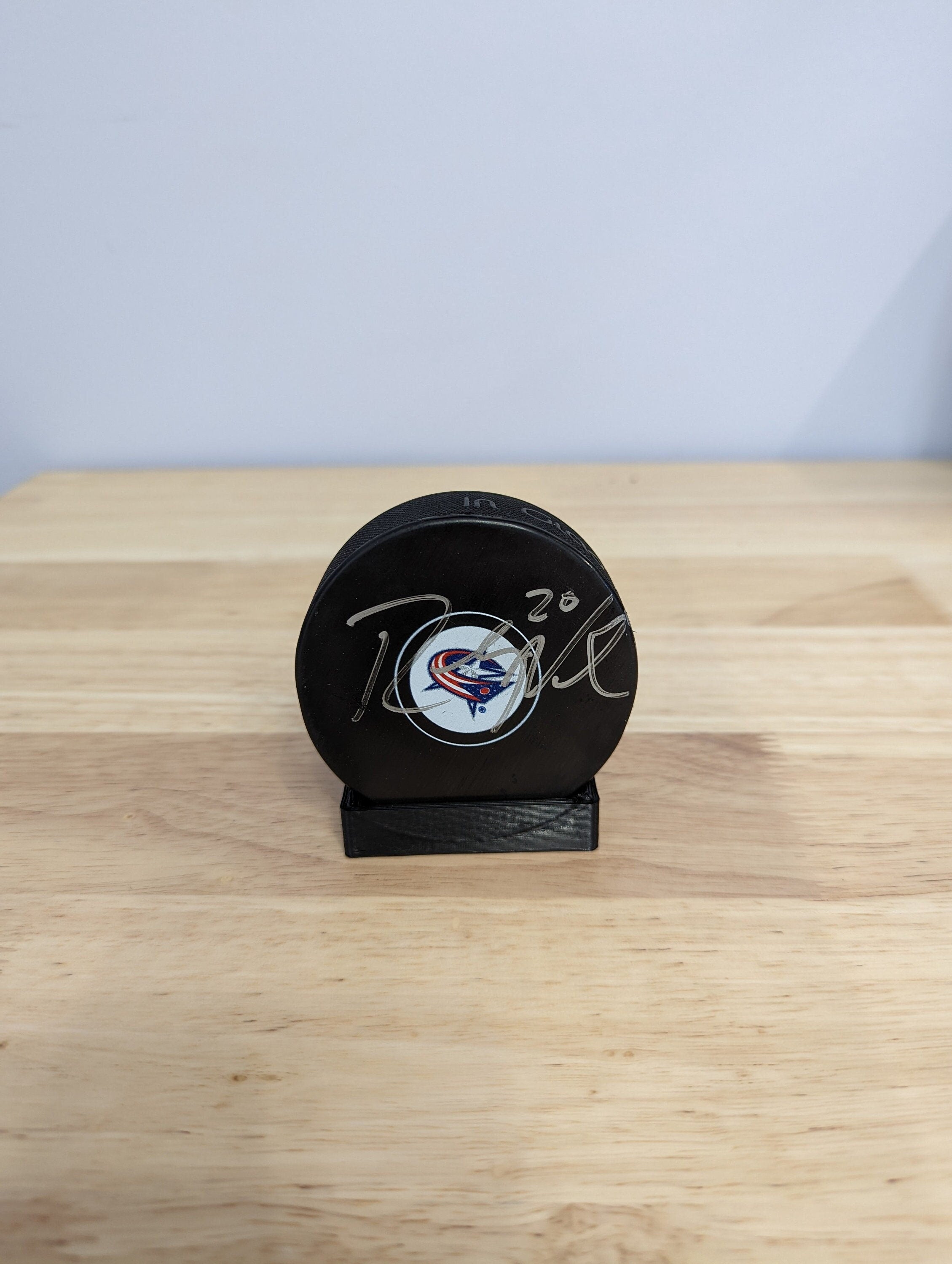 Hockey Puck Display Stand for Collectors and Sports Enthusiasts