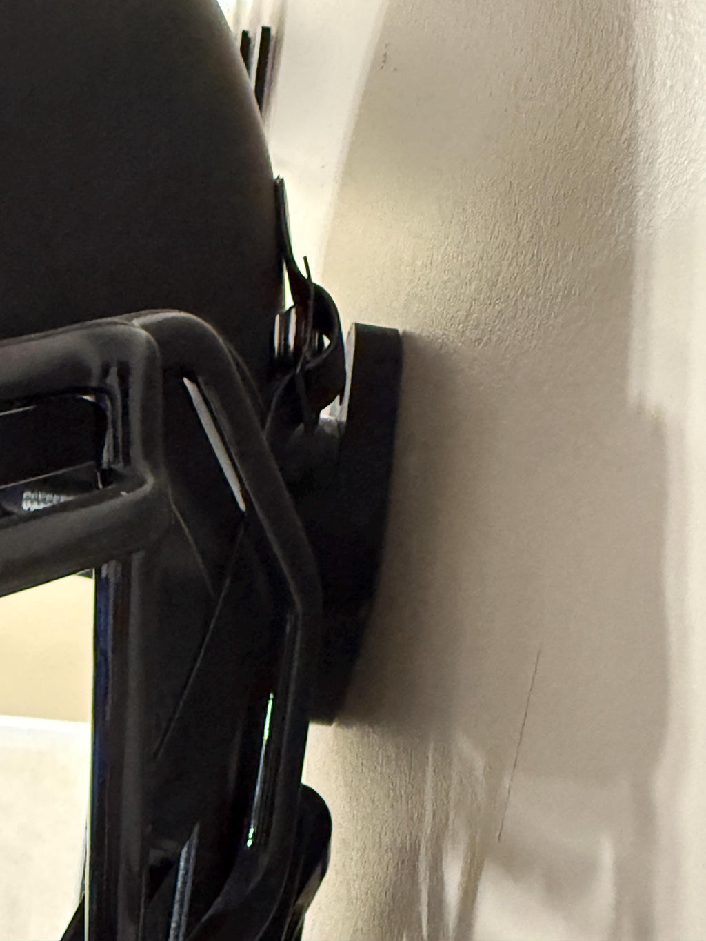 Invisible Full Size Helmet Wall Display Holder