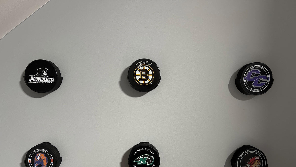 Hockey Puck Wall Display Holder