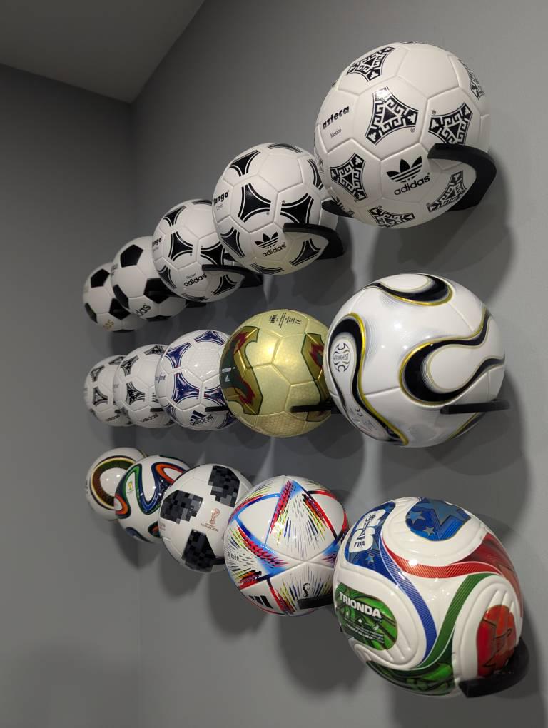 Mini-Soccerball Wall Display Mount