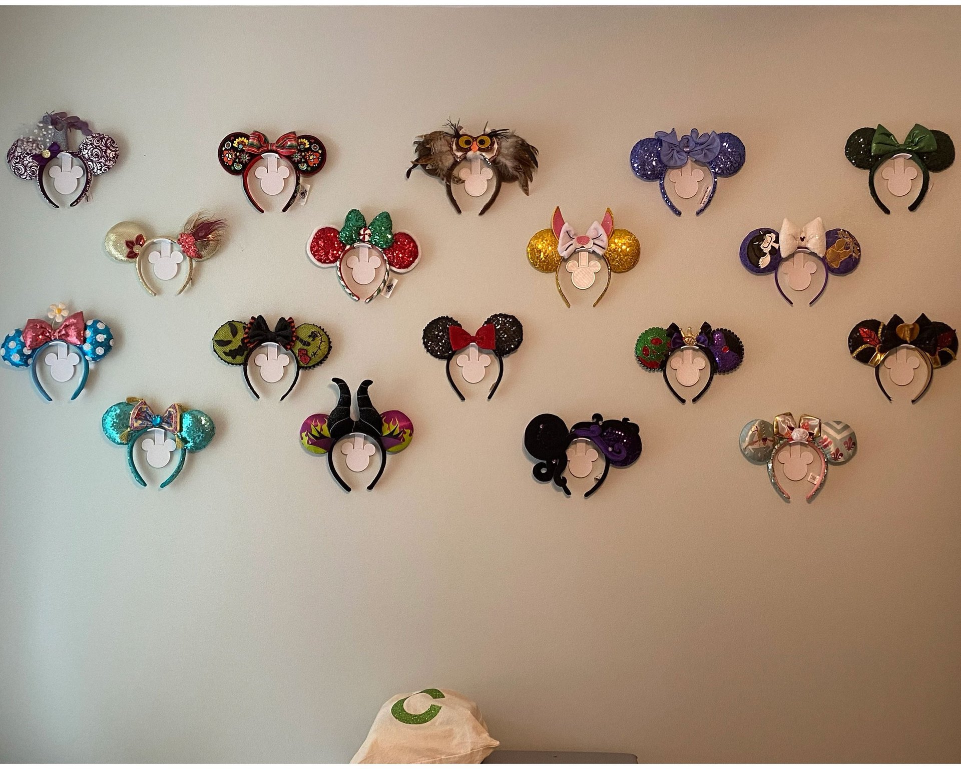 Wall Mount Display for Mouse Ears